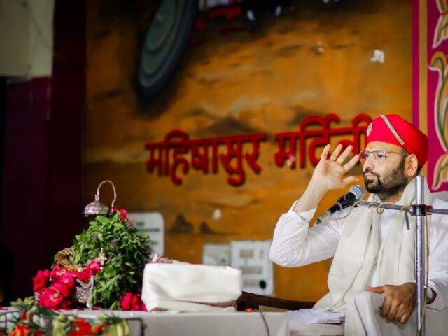 हरिद्वार मे भक्तों ने श्रीगुरुदेवजी का दर्शन एवं मधुर वाणी मे सत्संग लाभ प्राप्त किया