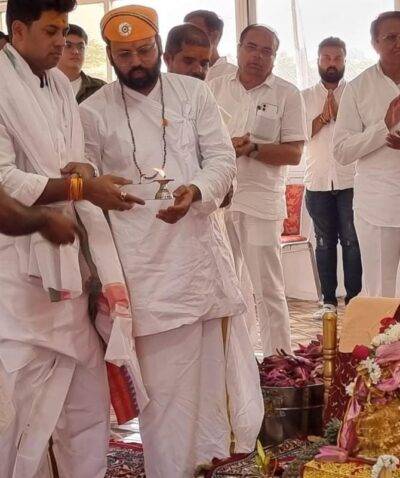 महापुजा का परम लाभ श्रीकांत शिंदे जी ने प्राप्त किया